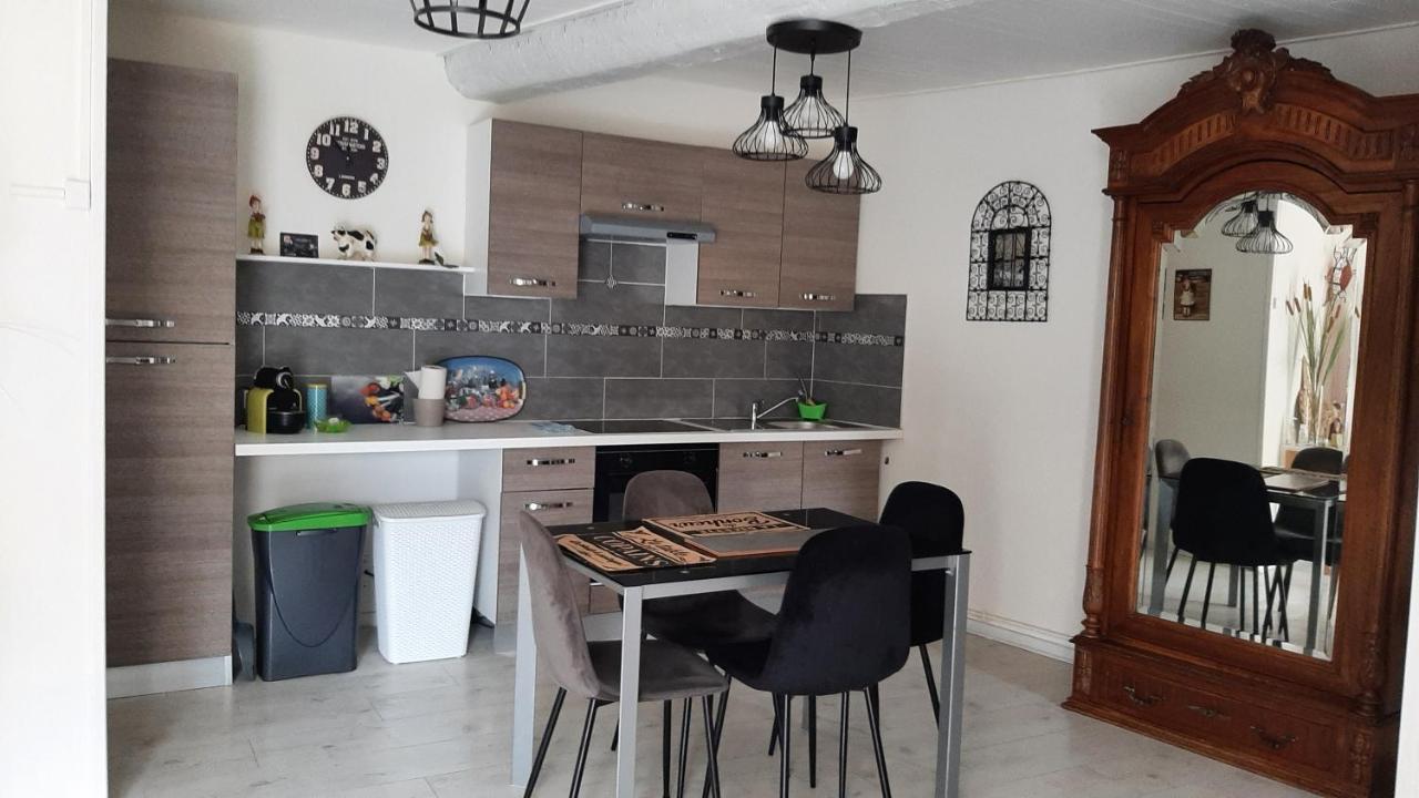 Charmant T2 Tout Confort Au Centre Du Village ! Florensac Bagian luar foto